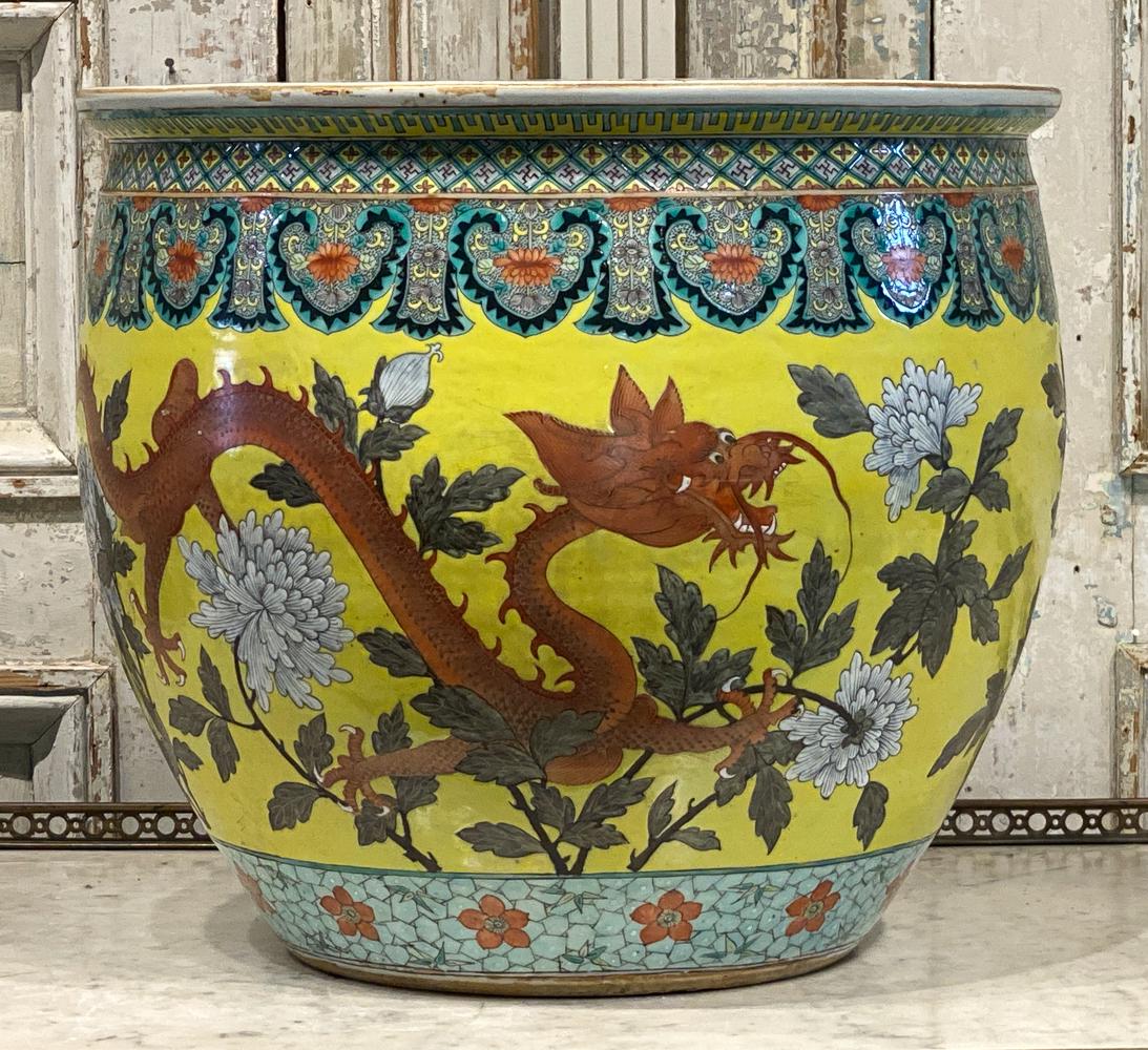 Chinese Famille Jaune Fish Bowl (1 of 12)