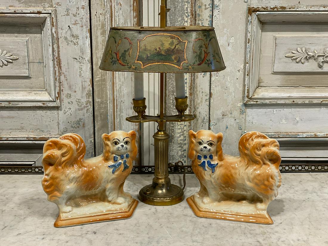 Tole Painted Bouillotte Lamp With 2 Dogs (1 of 6)