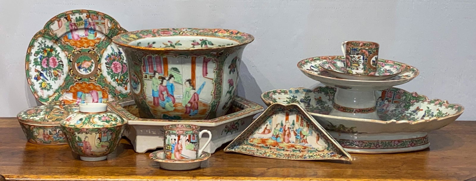 Large Group Lot Of Rose Medallion (1 of 5)