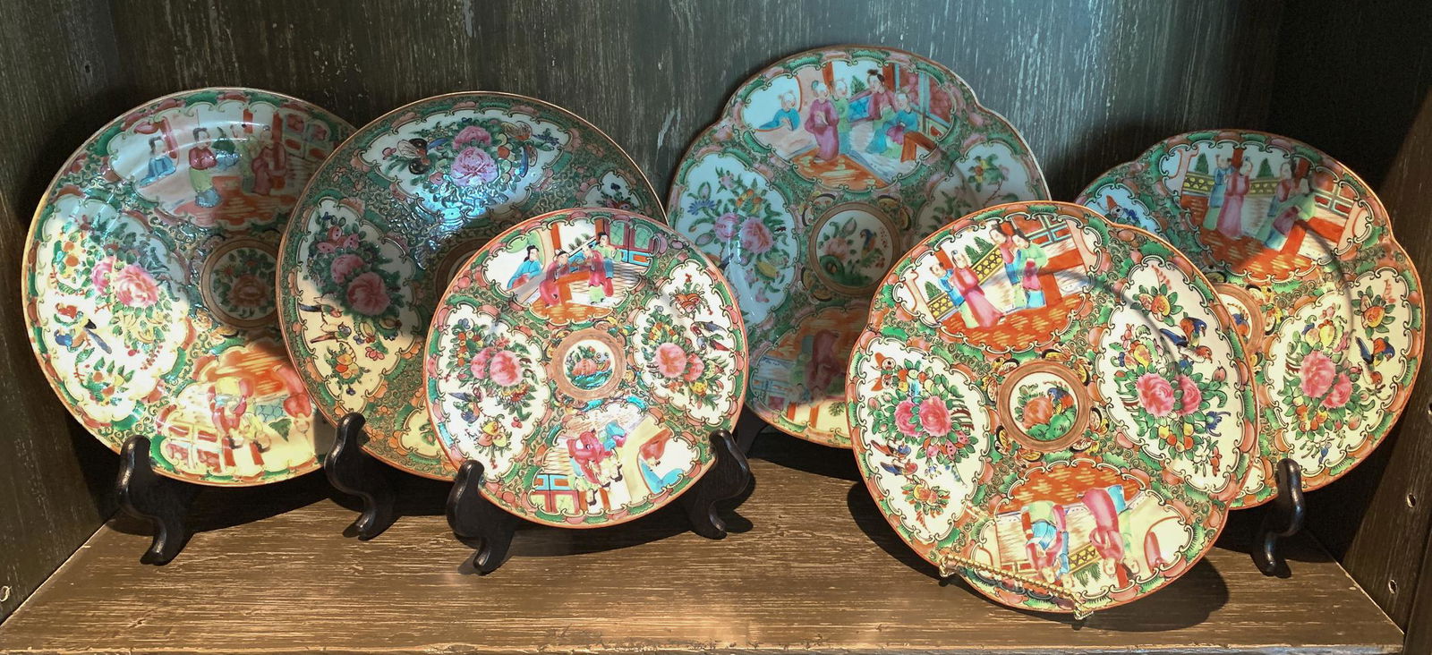 6 Chinese Rose Medallion Porcelain Plates (1 of 5)