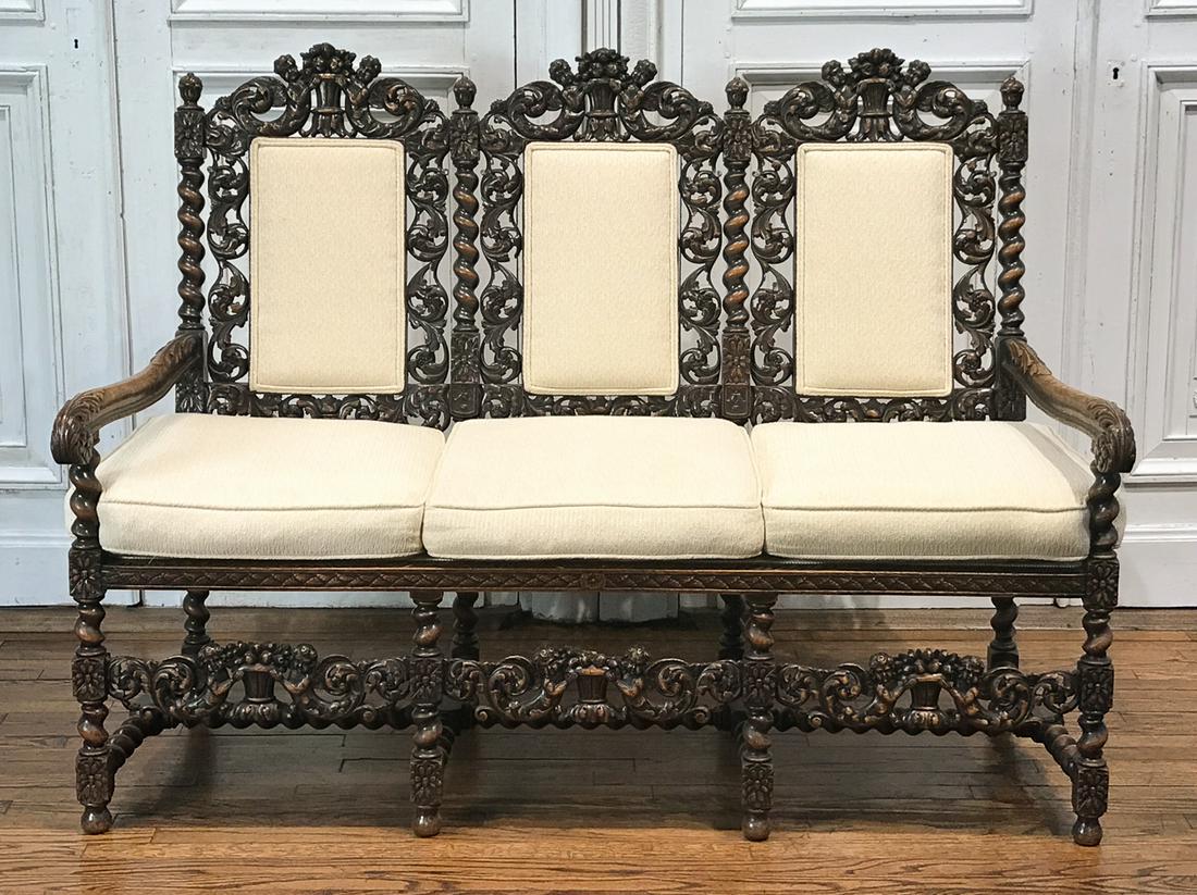Renaissance Revival Carved Carved Oak Settee (1 of 8)