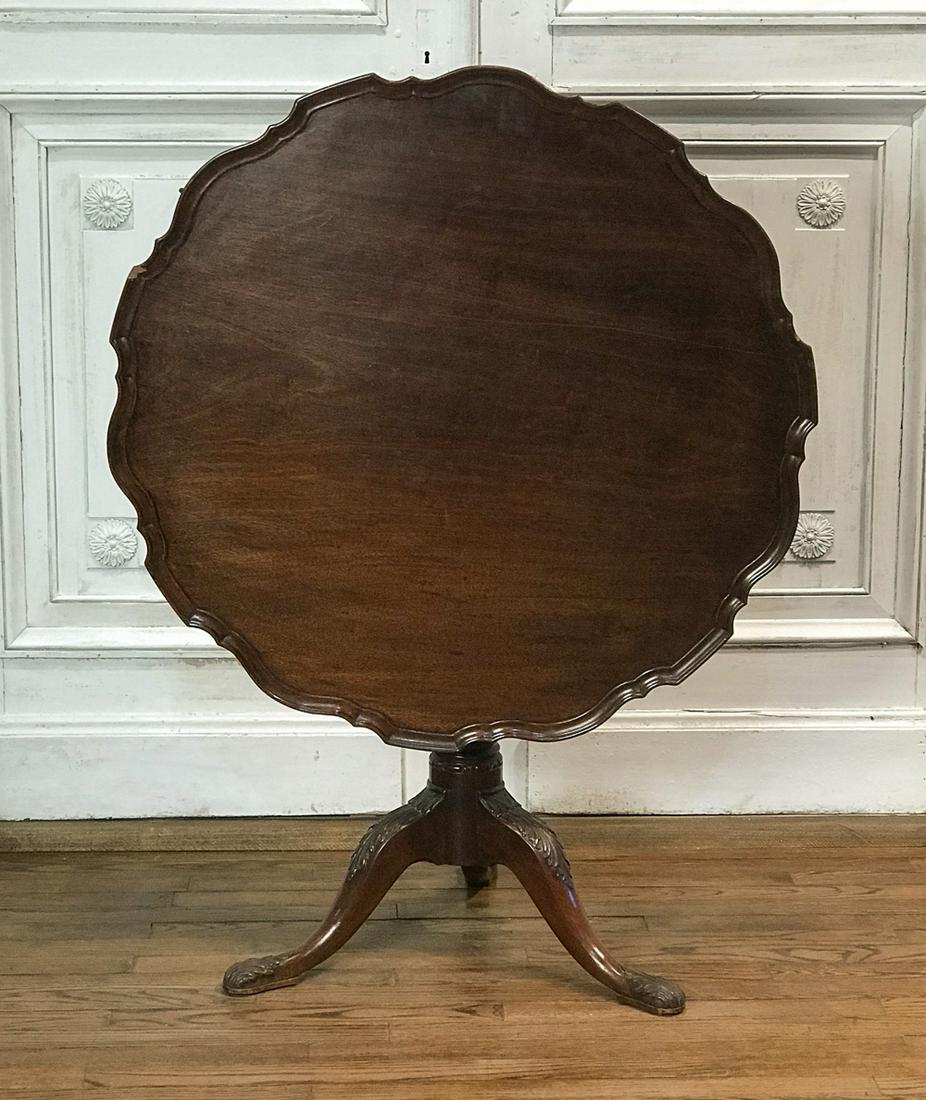 Chippendale Style Mahogany Tilt Top Tea Table (1 of 8)