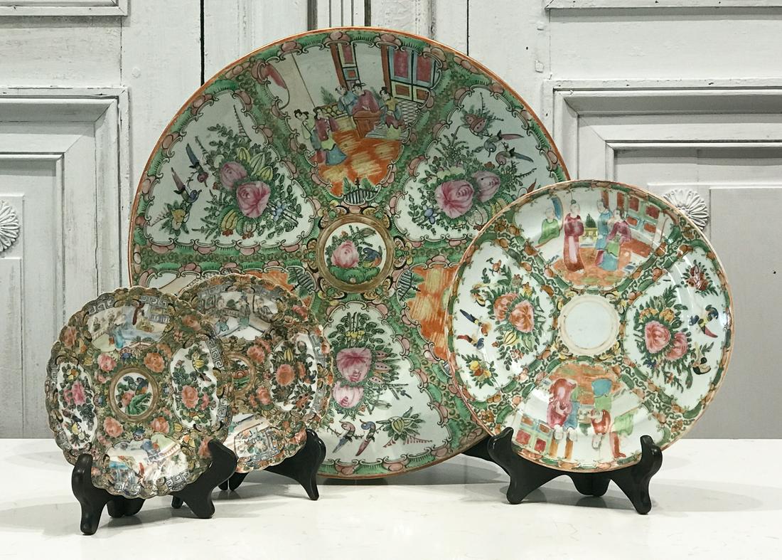 Four Chinese Rose Medallion Porcelain Dishes (1 of 8)