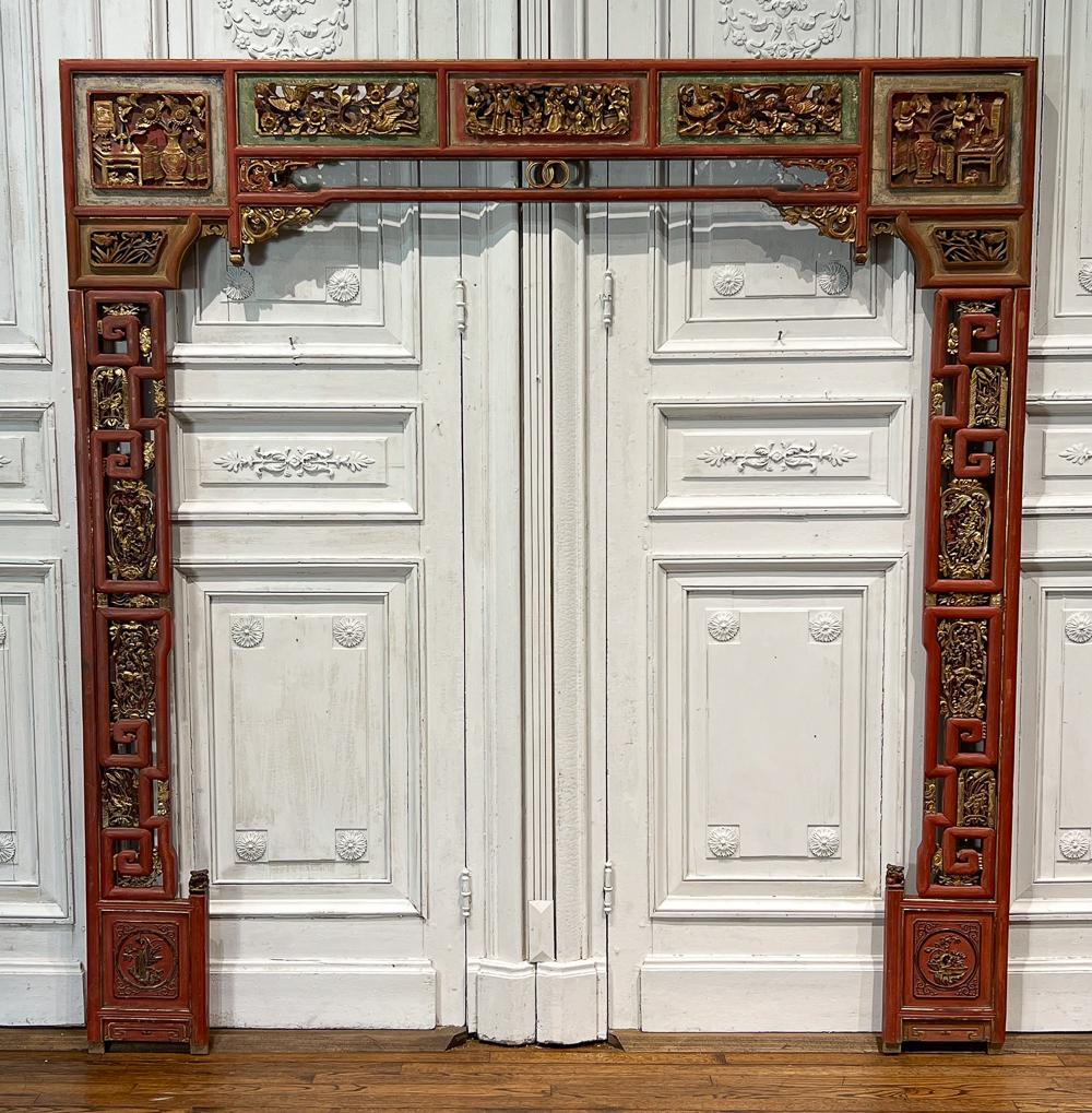 Chinese Lacquer And Gilt Architectural Bracket (1 of 15)