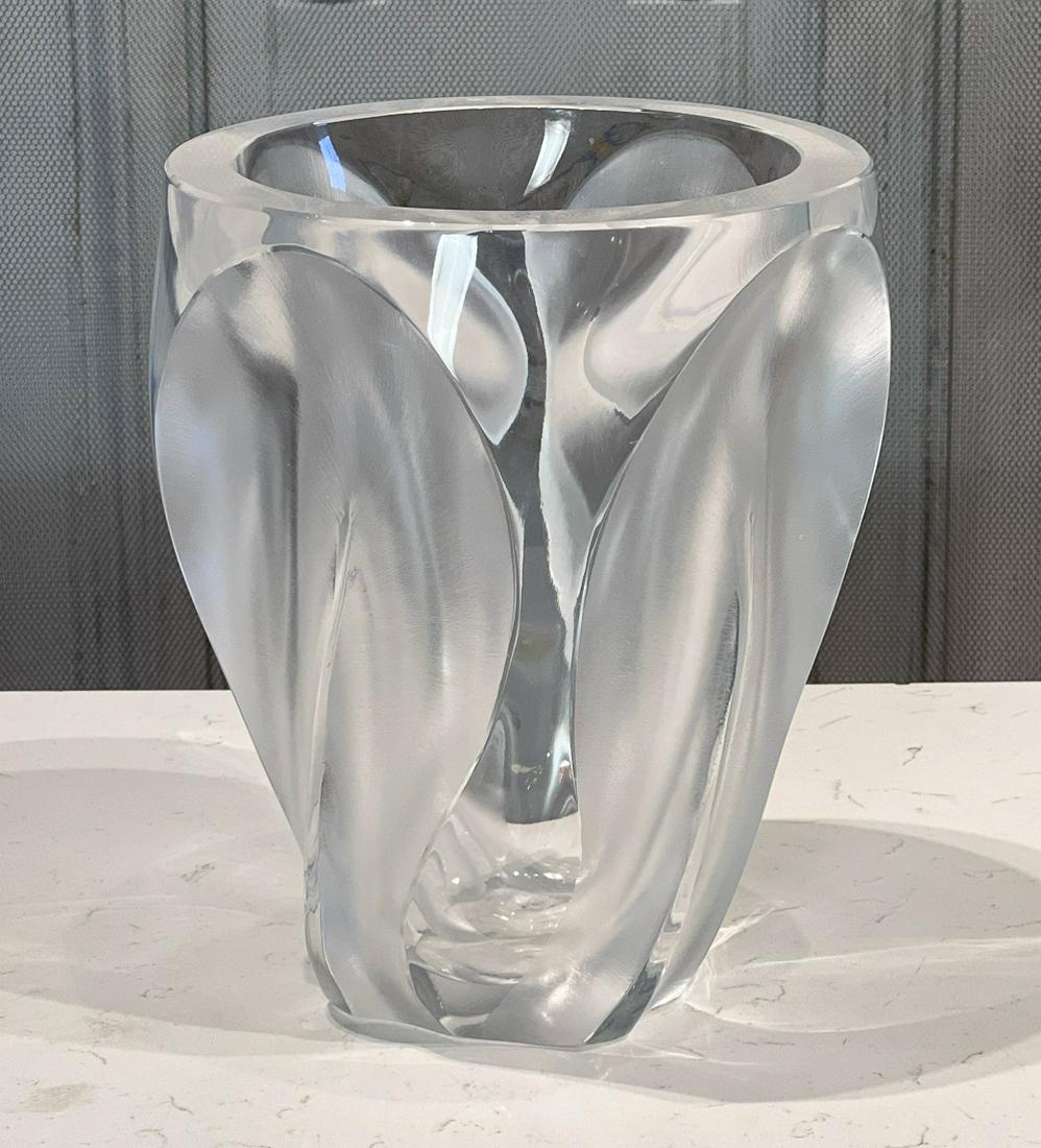 Lalique Clear And Frosted Glass Ingrid Vase (1 of 20)