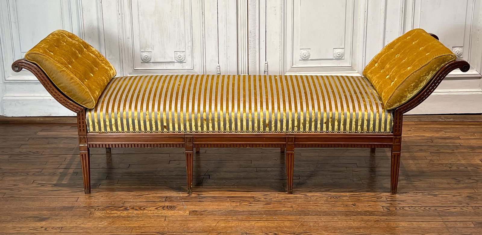 Antique French Lit Du Jour Daybed (1 of 15)