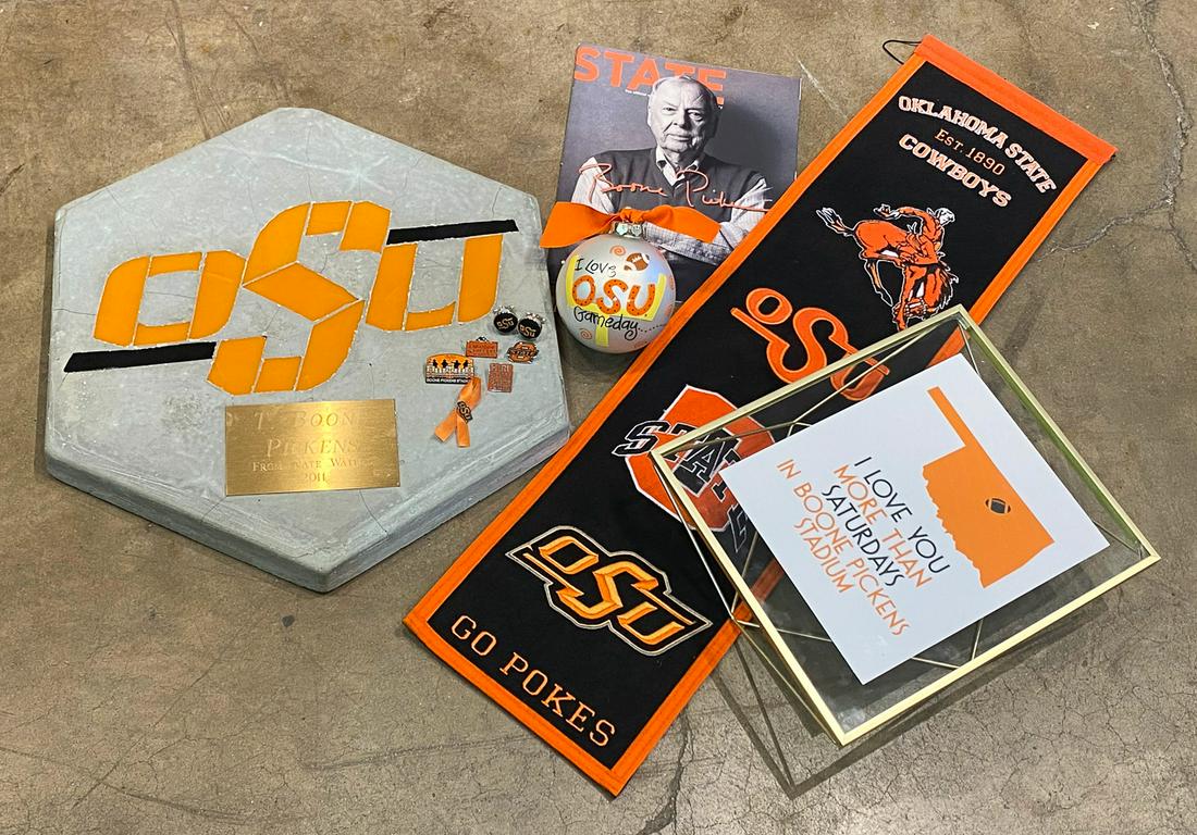 Lot Of Oklahoma State University Spirit Items (1 of 4)
