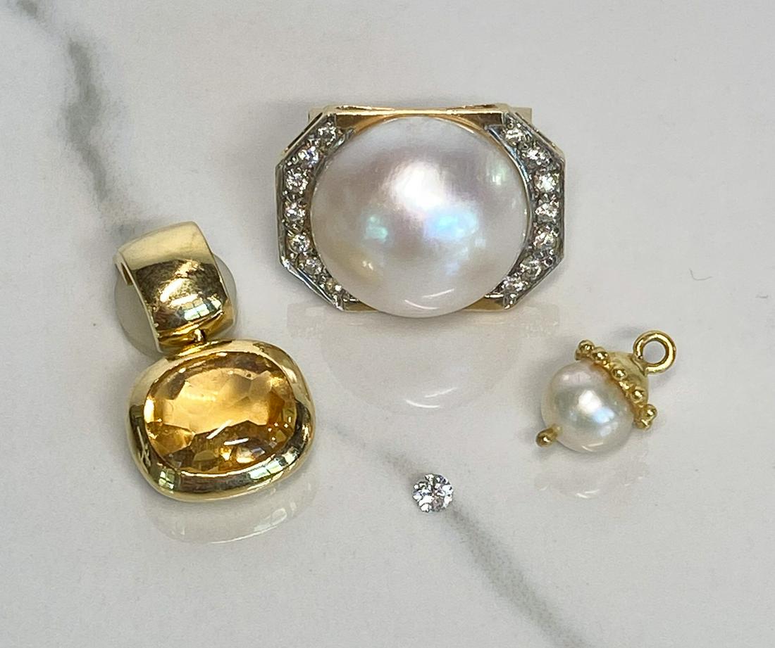 Gold And Diamond Jewelry Group (1 of 3)