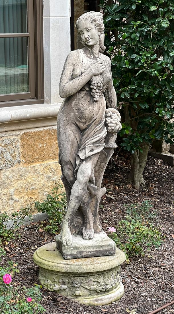 Cast Stone Garden Figure Of A Classical Maiden (1 of 13)
