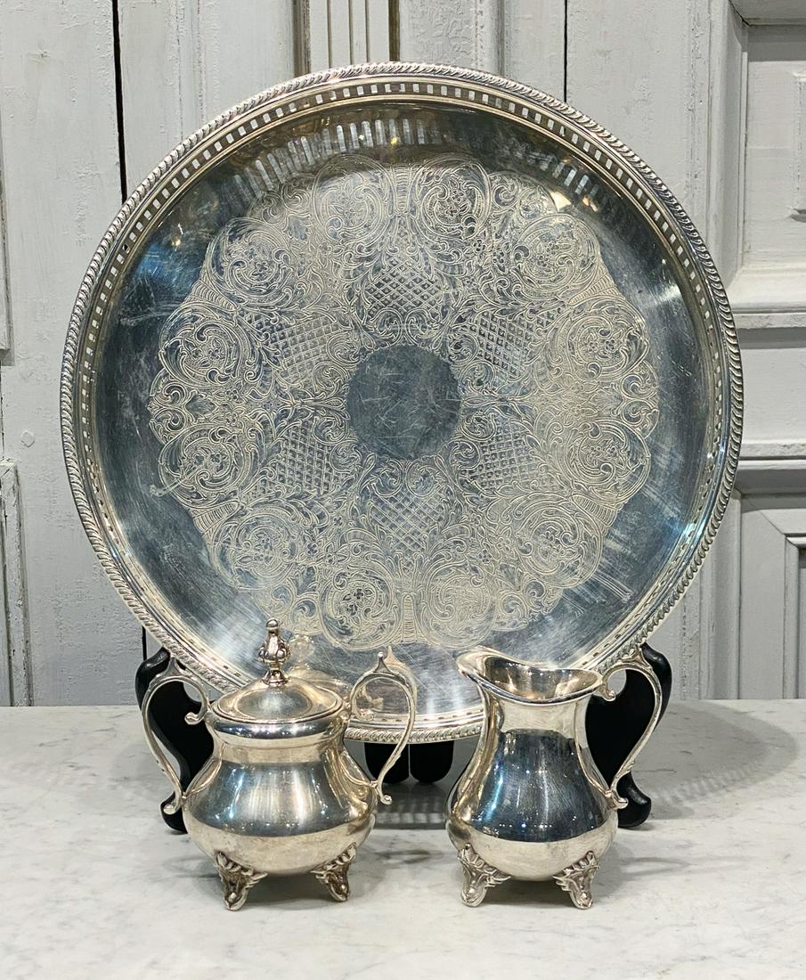 Three Silverplate Holloware Items (1 of 4)