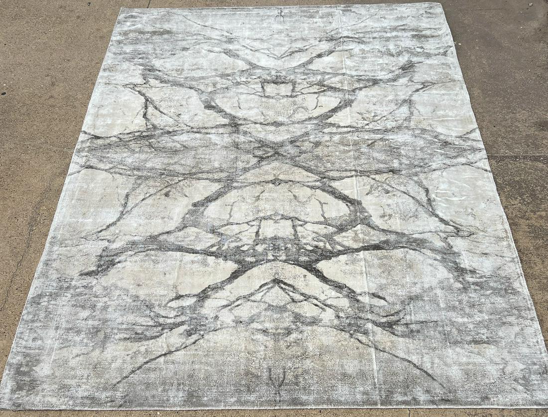 Contemporary Silver And Grey Rug, 8 x 10: 21st Century, Modern Marbled Look, machine woven viscose pile, 7 feet 11 inches x 10 Feet Moderate Wear. Cleaning Of Any Rug Is Always Recommended.