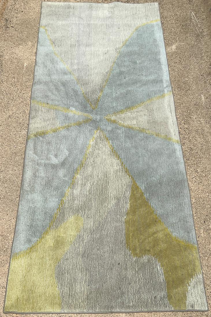 Modern Area Rug 9ft 9in x 3ft 9in (1 of 6)