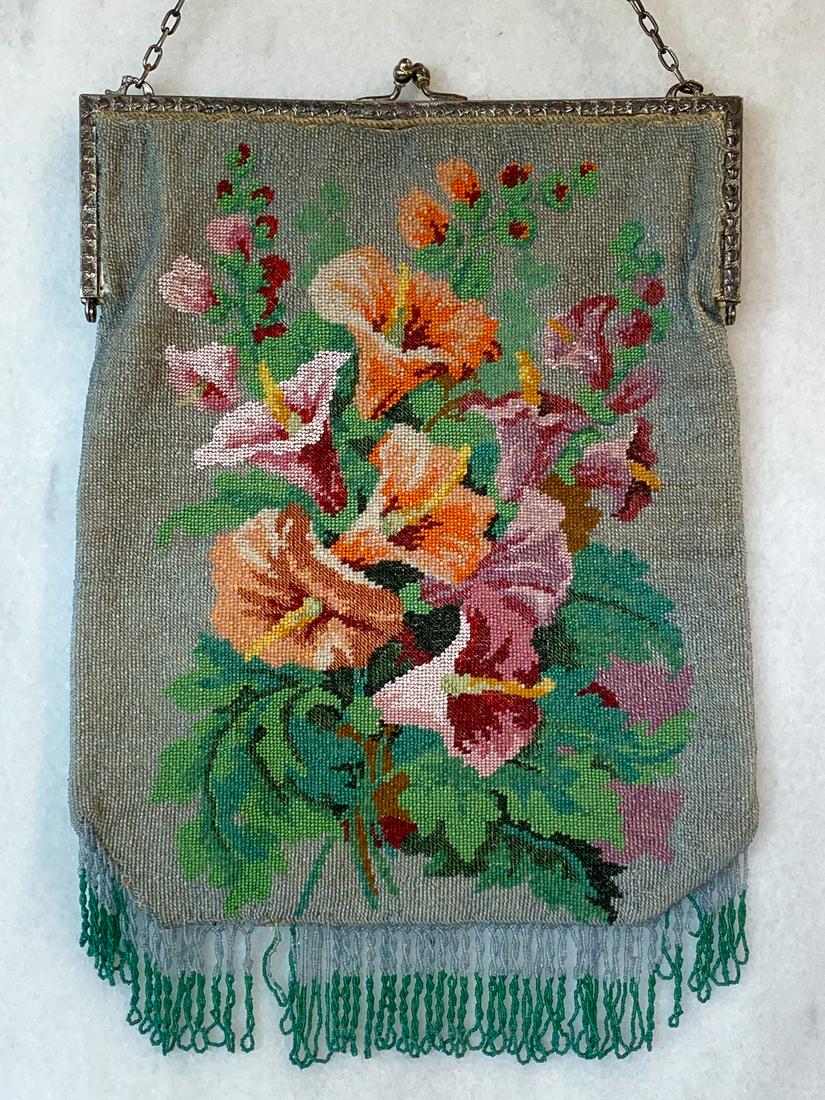 Beaded Floral Evening Bag (1 of 9)