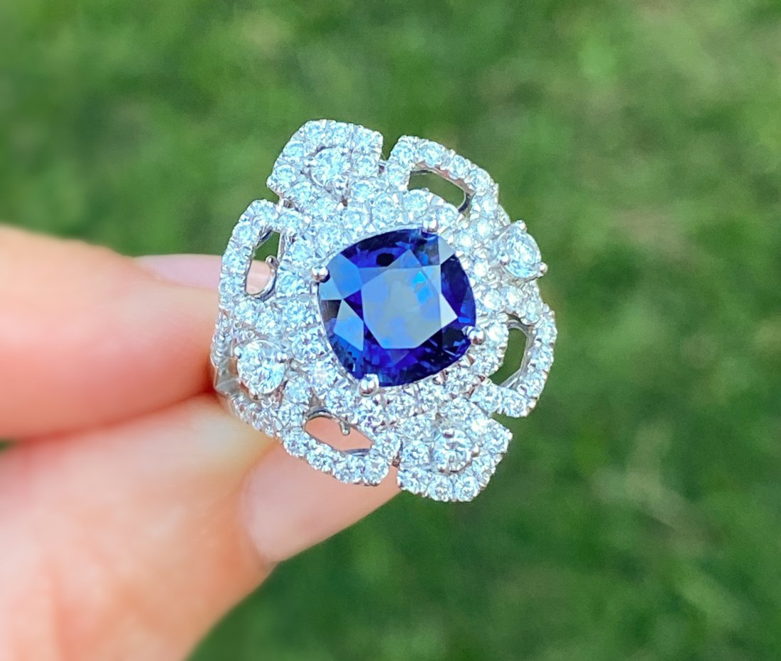 GIA Unheated Sapphire And Diamond Ring (1 of 8)
