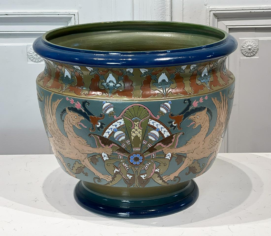 Large Sarreguemines Pottery Jardiniere (1 of 8)
