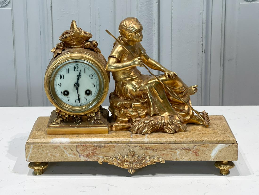 French Gilt Bronze Mantel Clock (1 of 7)