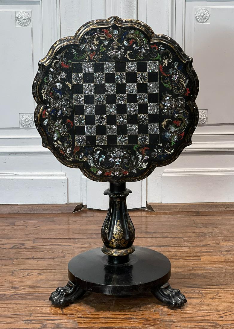 Jennens & Bettridge Papier-Mache Table (1 of 8)