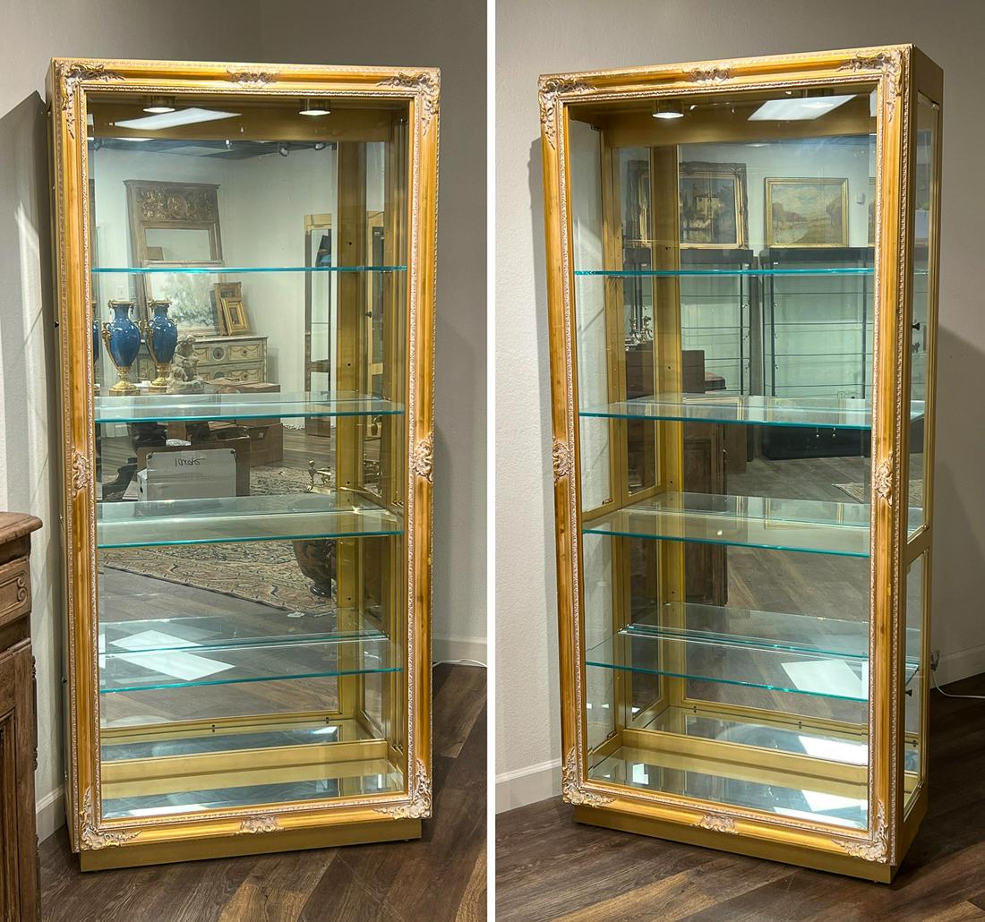 Pair Giltwood Vitrine Cabinets (1 of 12)