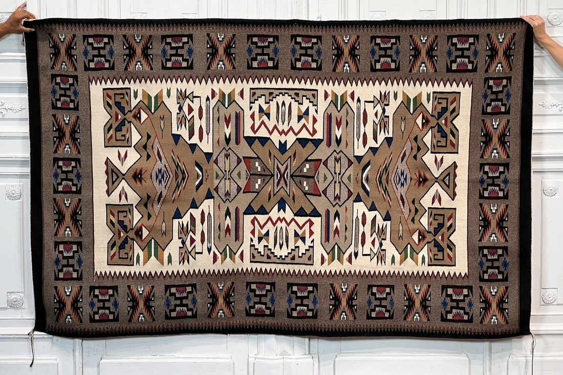 Elsie Begay Navaho/Navajo Rug 7.5 X 4.5 Feet (1 of 6)