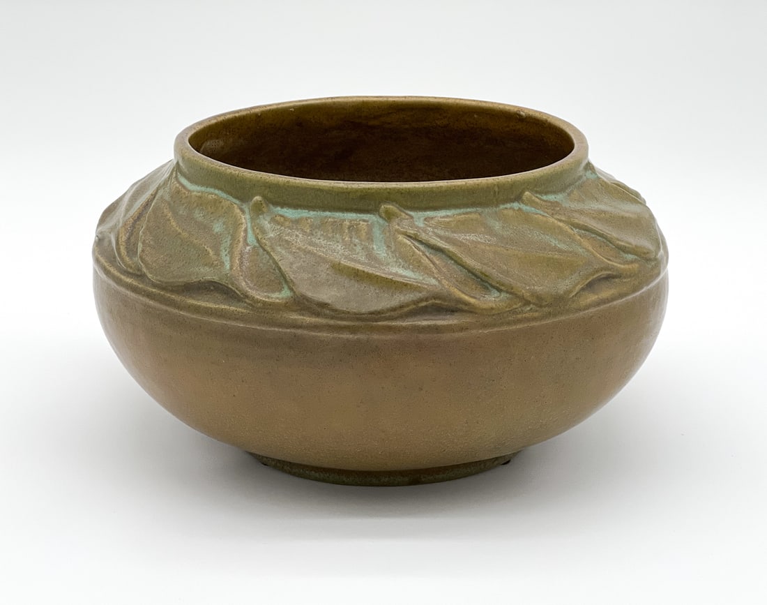 Large Van Briggle Art Pottery Bowl (1 of 7)