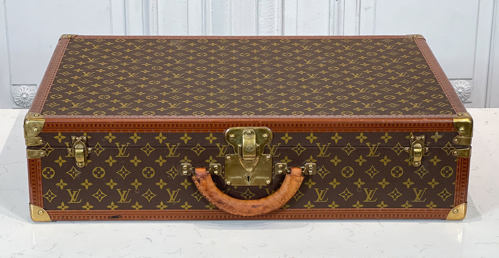 Louis Vuitton Bisten 70 (1 of 10)