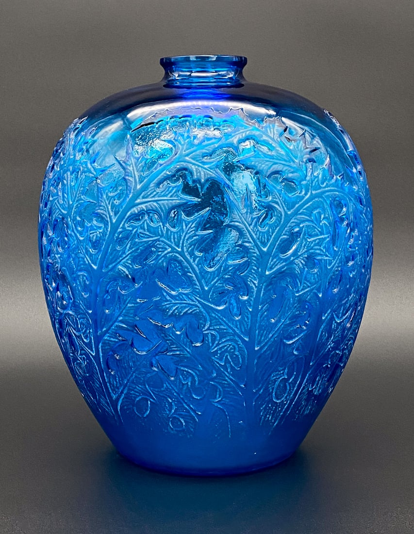 Lalique Acanthes Blue Glass Vase (1 of 11)