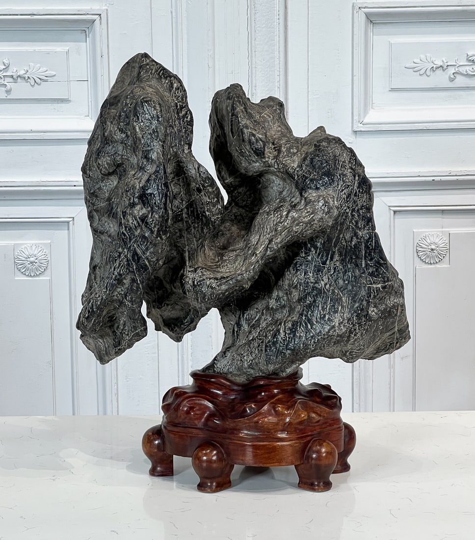 Chinese Lingbi Scholar's Stone (1 of 7)