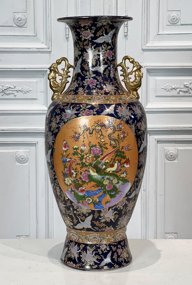 Large Chinese Porcelain Palace Vase (1 of 7)