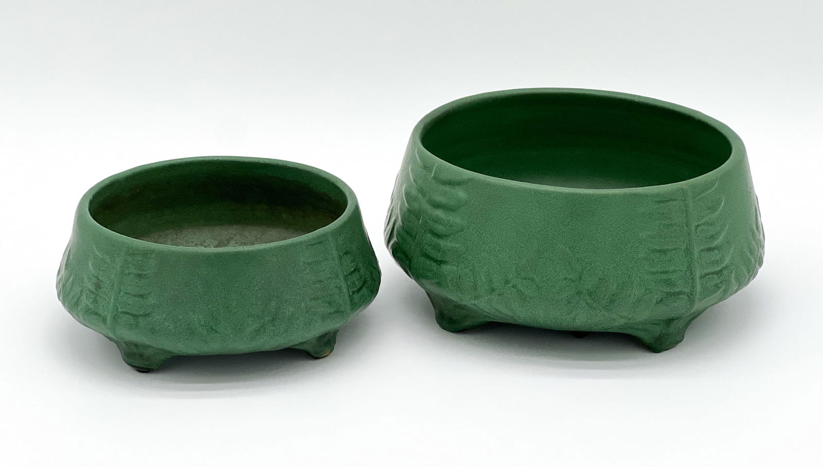 Two Weller Or Roseville Art Pottery Bowls (1 of 7)