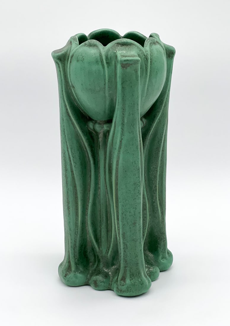 Teco Art Pottery Tulip Vase (1 of 7)