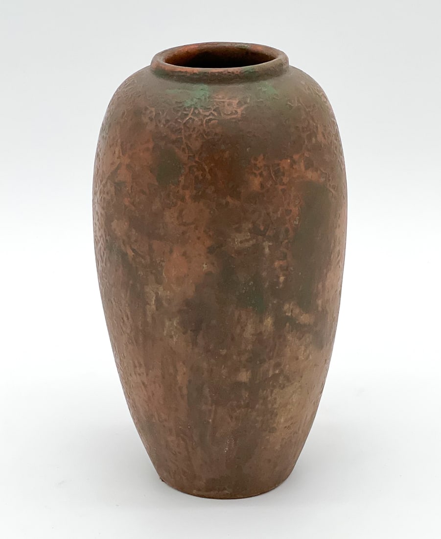 Markham Art Pottery Vase (1 of 6)