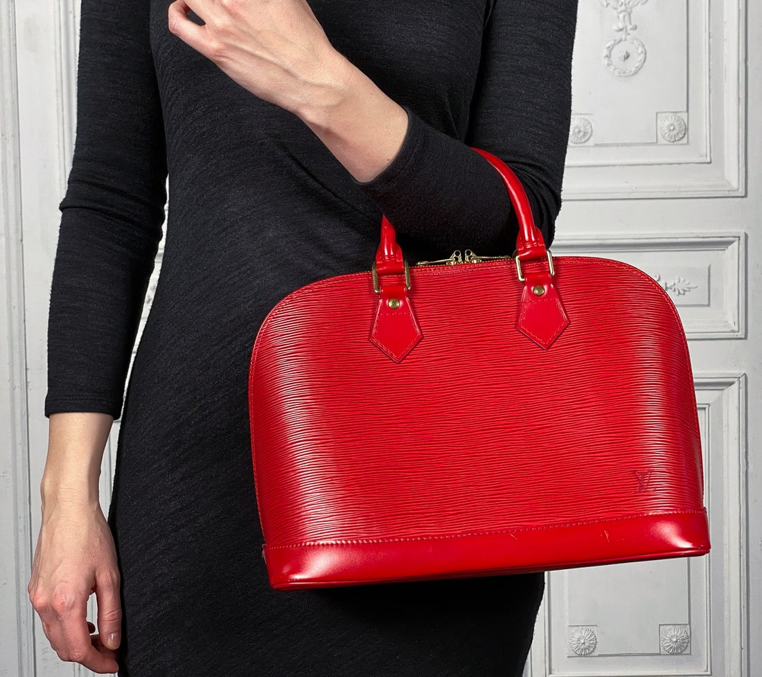 Louis Vuitton Epi Alma PM (1 of 9)