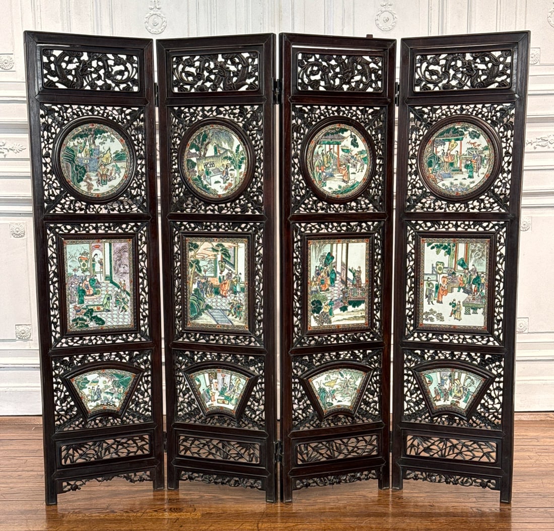 Qing Famille Verte Porcelain Floor Screen (1 of 20)