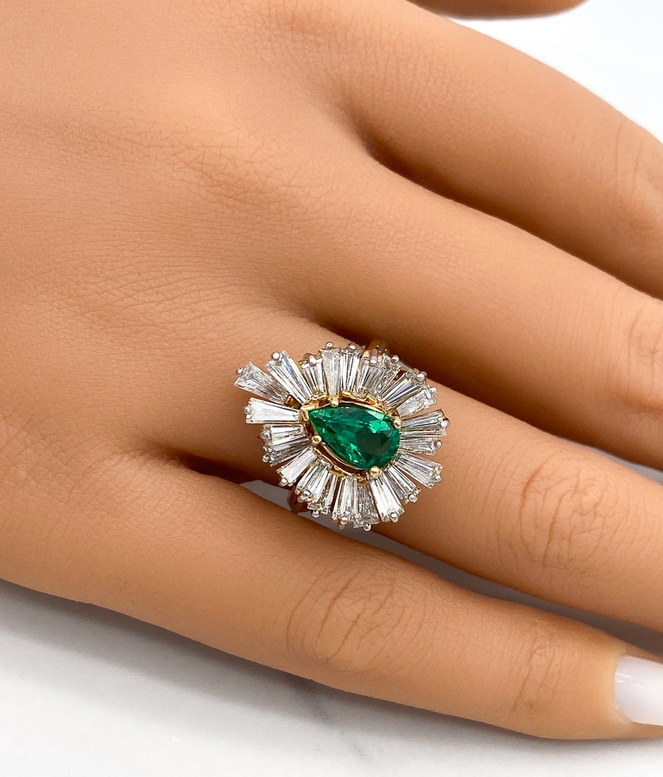 Emerald And Diamond Ring, 18k Yellow Gold (1 of 5)