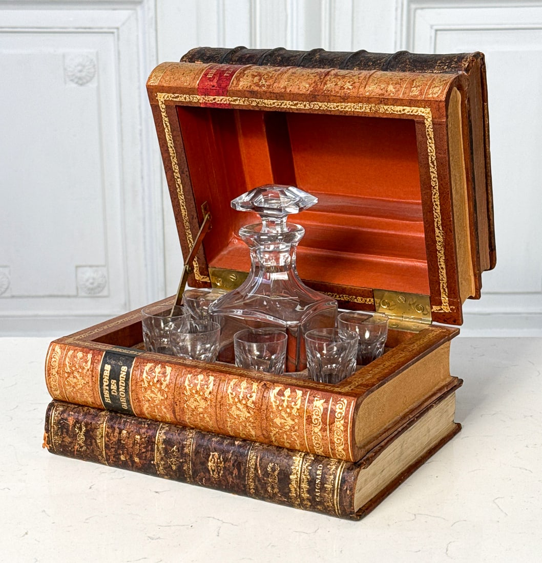 Baccarat Crystal & Book Stack Tantalus (1 of 10)