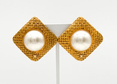 Chanel Mabe Pearl Earrings
