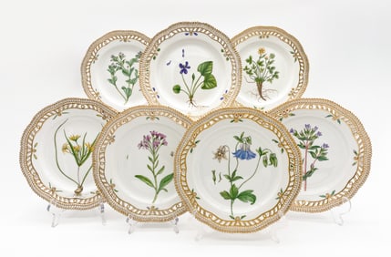 7 Royal Copenhagen Flora Danica Porcelain Plates
