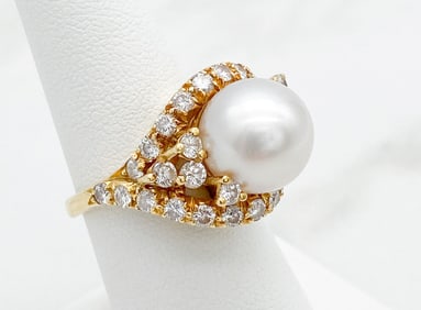 Henry Dunay Pearl And Diamond Ring 18k Yellow Gold