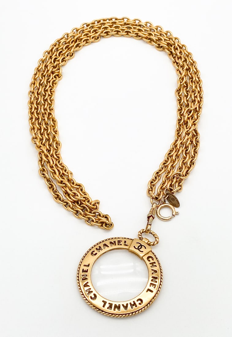 Chanel Loupe Magnifier Necklace (1 of 5)