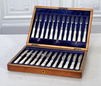 Edwardian Sterling Silver Fruit Or Dessert Set