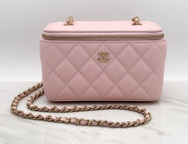 Chanel Classic Vanity Case With Chain