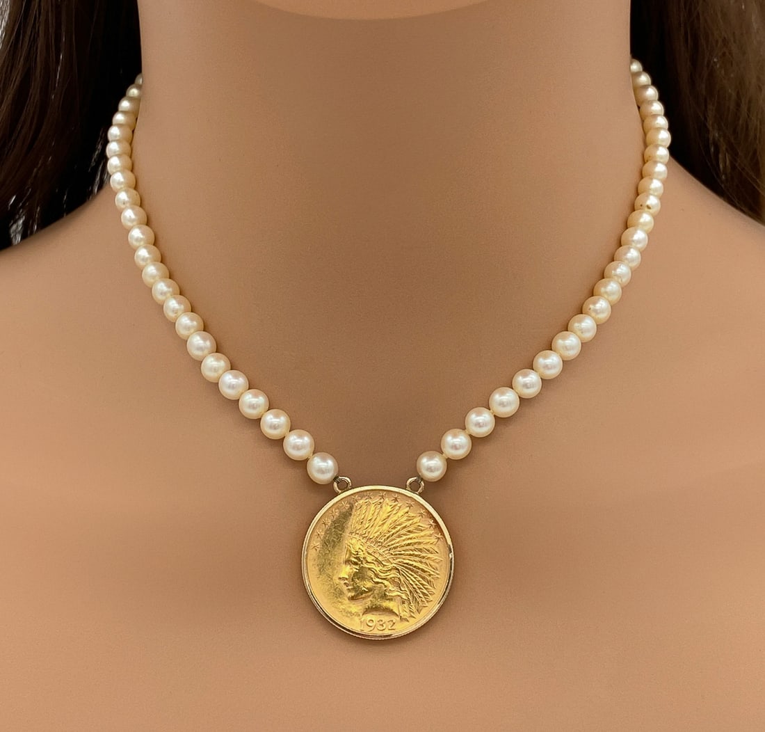 1932 $10 Indian Head Eagle Coin Pearl Necklace (1 of 3)