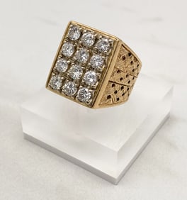 Gent's Diamond And 14k Yellow Gold Ring