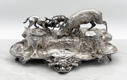 Silvered Bronze Hunt Theme Encrier