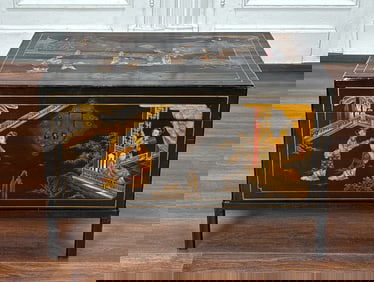 Chinoiserie Black Lacquer Trunk Coffee Table