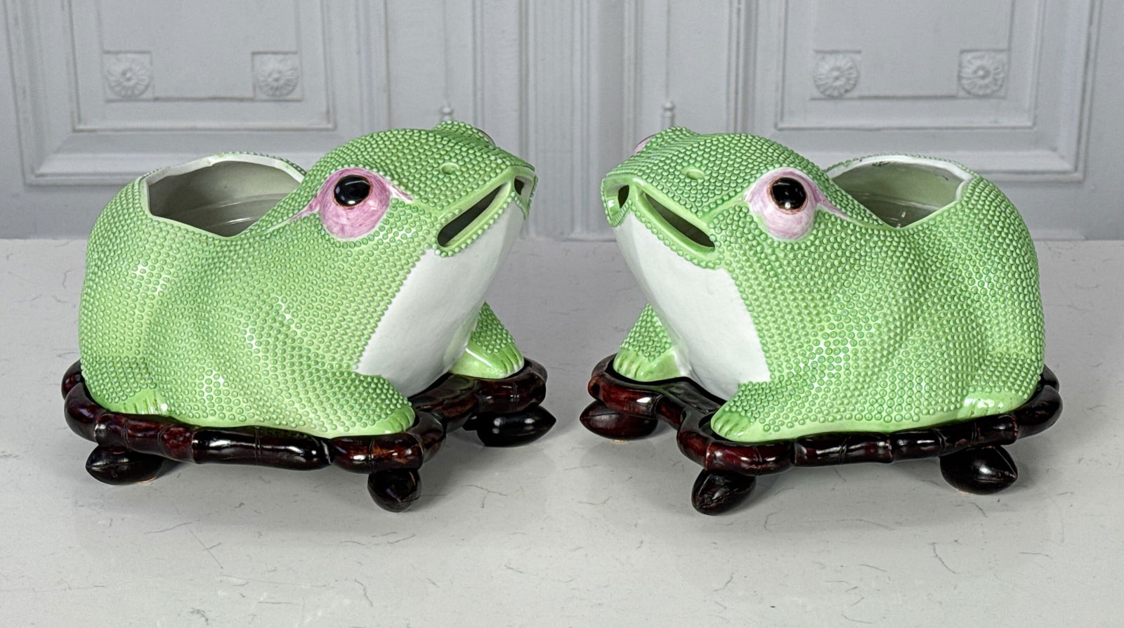 Pair Chinese Porcelain Frog Jardinieres (1 of 7)