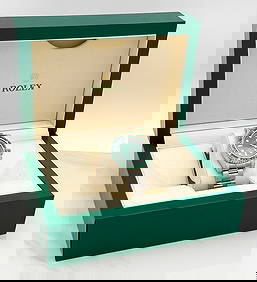 Rolex Emerald & Diamond SS Submariner Timepiece (1 of 4)