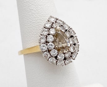 Pear Diamond 18k Yellow Gold Ring