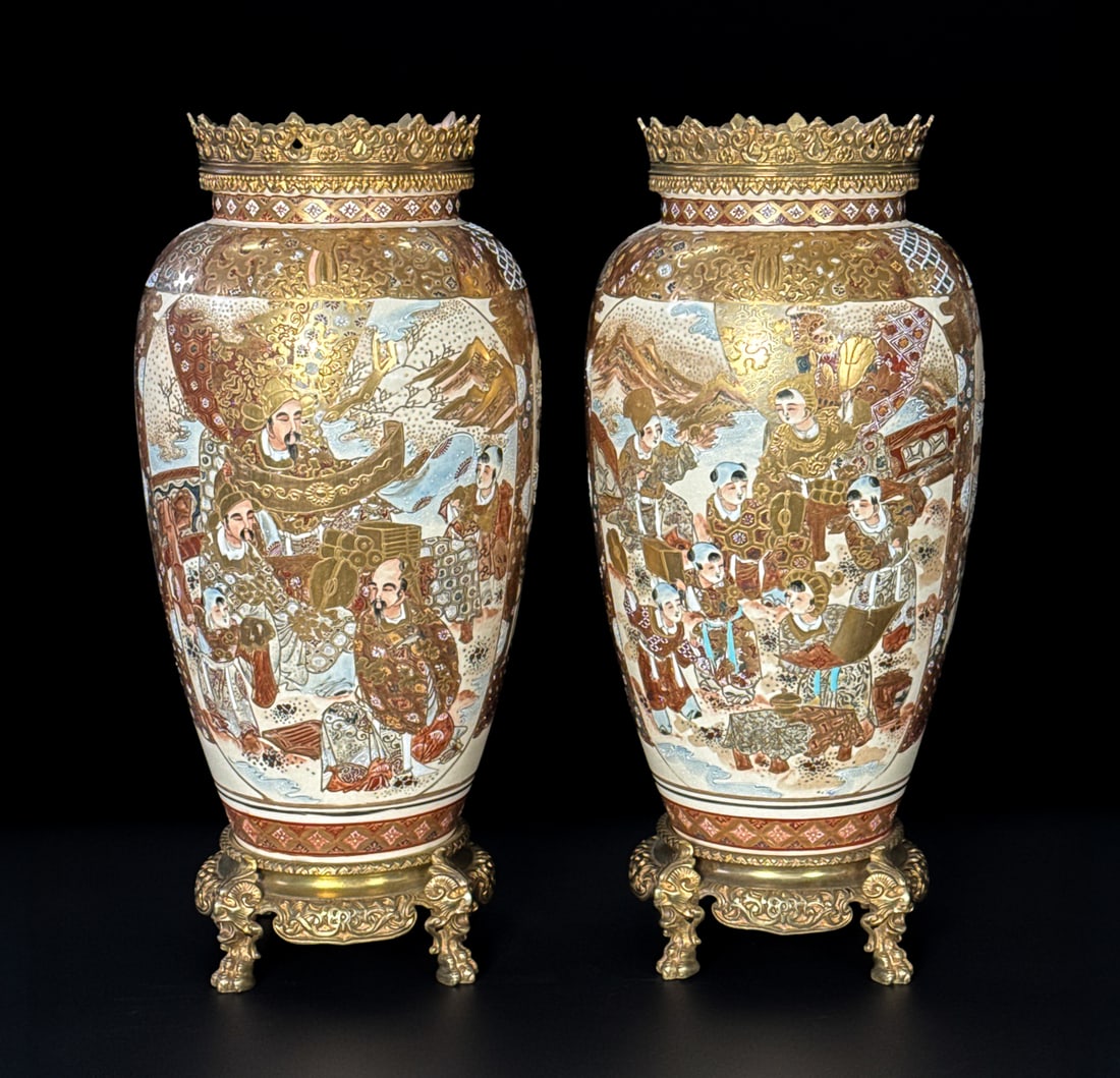 Pair Meiji Satsuma Vases (1 of 7)