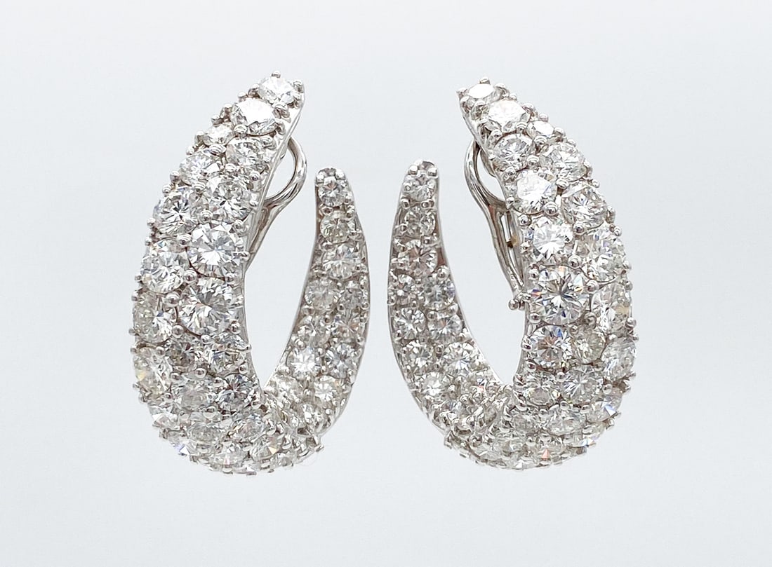 Hammerman Brothers Natural Diamond Earrings, Platinum: Hammerman Brothers Natural Diamond Earrings, Approximately 15ctw Natural Diamonds, F-G, Set In Platinum, Marked HB PT 950, Length 1 3/16 Inch, Clip Style, Weight 27.4 Grams. Wire Transfer Or Zelle